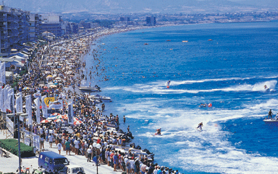 Loutraki im Sommer